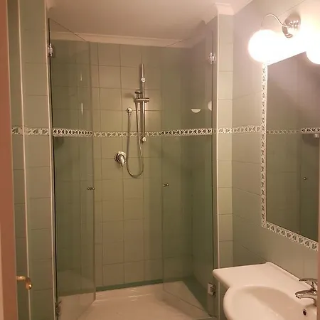 Best Comfort Suites *